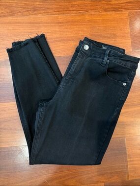 Women’s Kenneth Cole Black Frayed Hem Skinny Jeans- Size 14